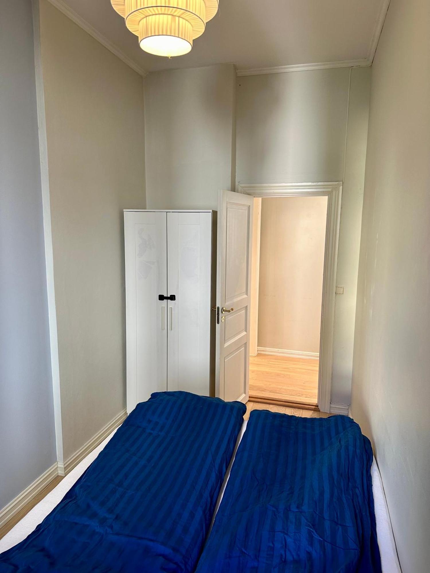 Classical 3 Bedroom, 2 Bath, Minutes From Royal Palace, Main Shopping Street, Restaurants & Downtown Oslo Dış mekan fotoğraf
