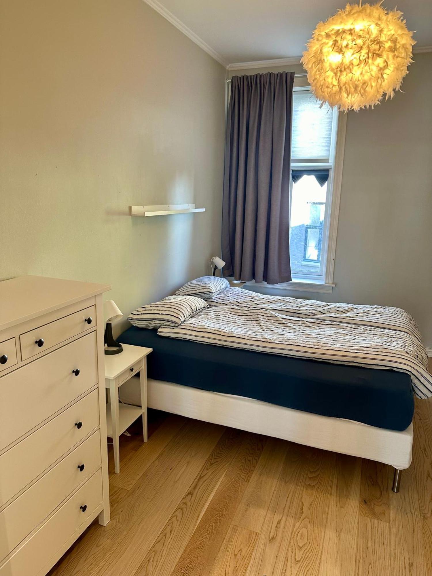 Classical 3 Bedroom, 2 Bath, Minutes From Royal Palace, Main Shopping Street, Restaurants & Downtown Oslo Dış mekan fotoğraf
